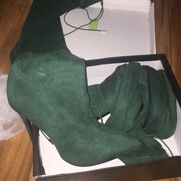 Heels - Picture 1 of 1